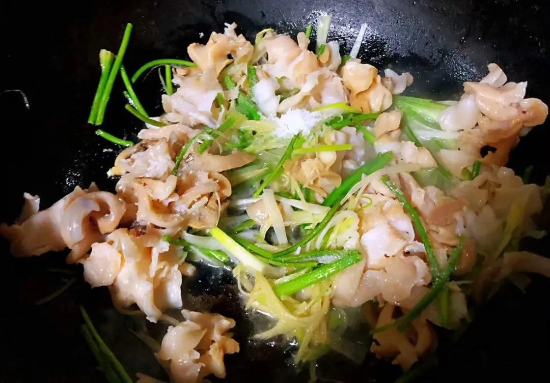 【蔥爆海螺片】做法|味道鮮美，營養充足，快試試動手制作吧